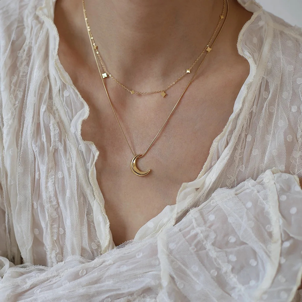 MODAGIRL Minimalist Snake Chain with Crescent Moon Charm 18K Gold Plated Stainless Steel Necklace for Girlfriend Holiday Gift 241220
