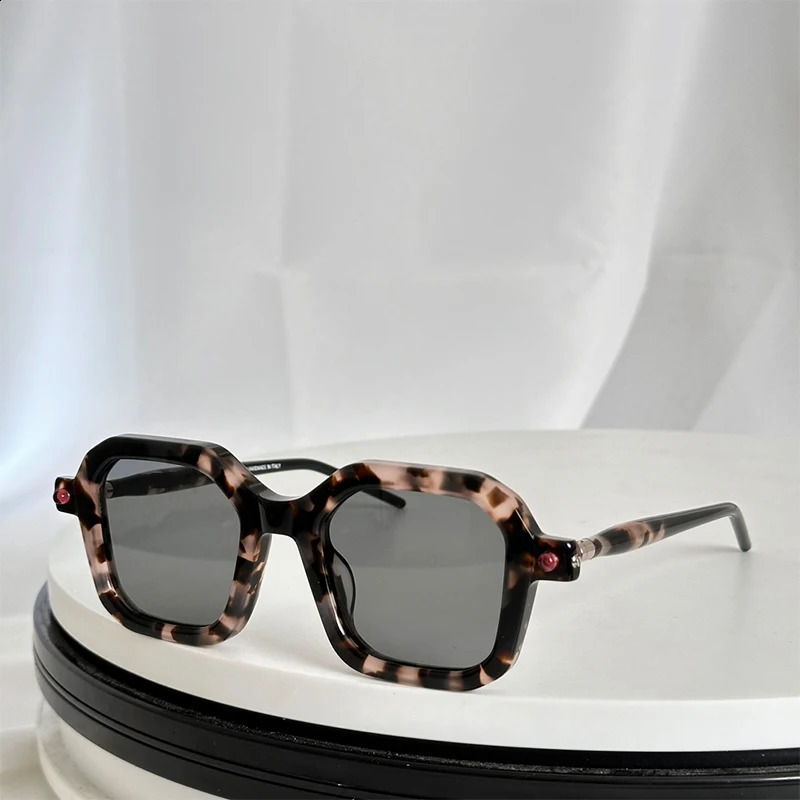 Y2K Style Germany Sunglasses Maske P9 Fashion Vintage Rectangle Glasses For Men Women Classic Eyewear Outdoor Travel Shade 241223