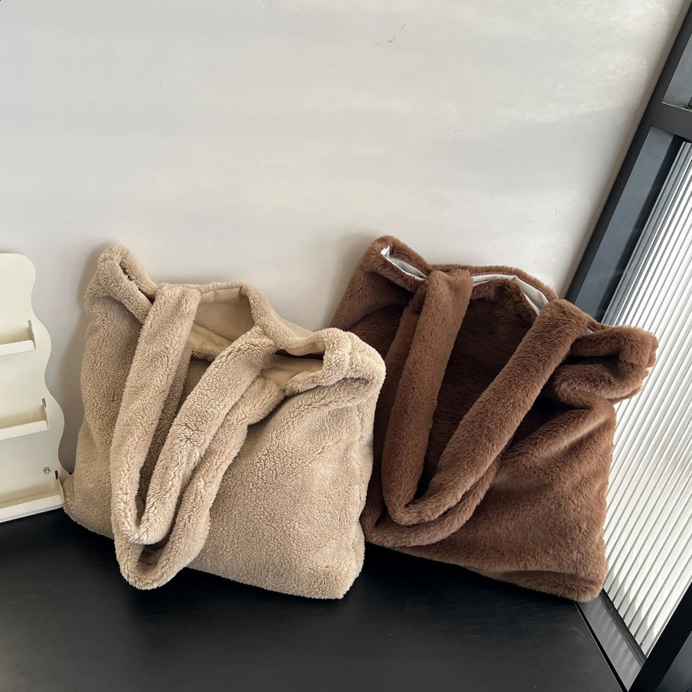 2025S New Free Shipping Designer Bag Womens Plush Underarm Winter Lamb Faux Fur Shoulder Solid Color Soft Fluffy Shopper Bags Large Capacity Casual To