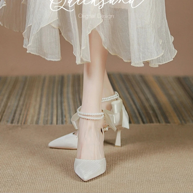 Classic pearl chain pump suitable for womens wedding shoes and womens shoes 241223