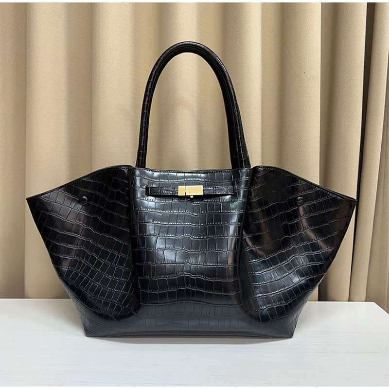 Crocodile Pattern Woman Tote Handbag Large Capacity Wing Fashion Soft Leather Travel Bag Metal Buckle Designer Bags
