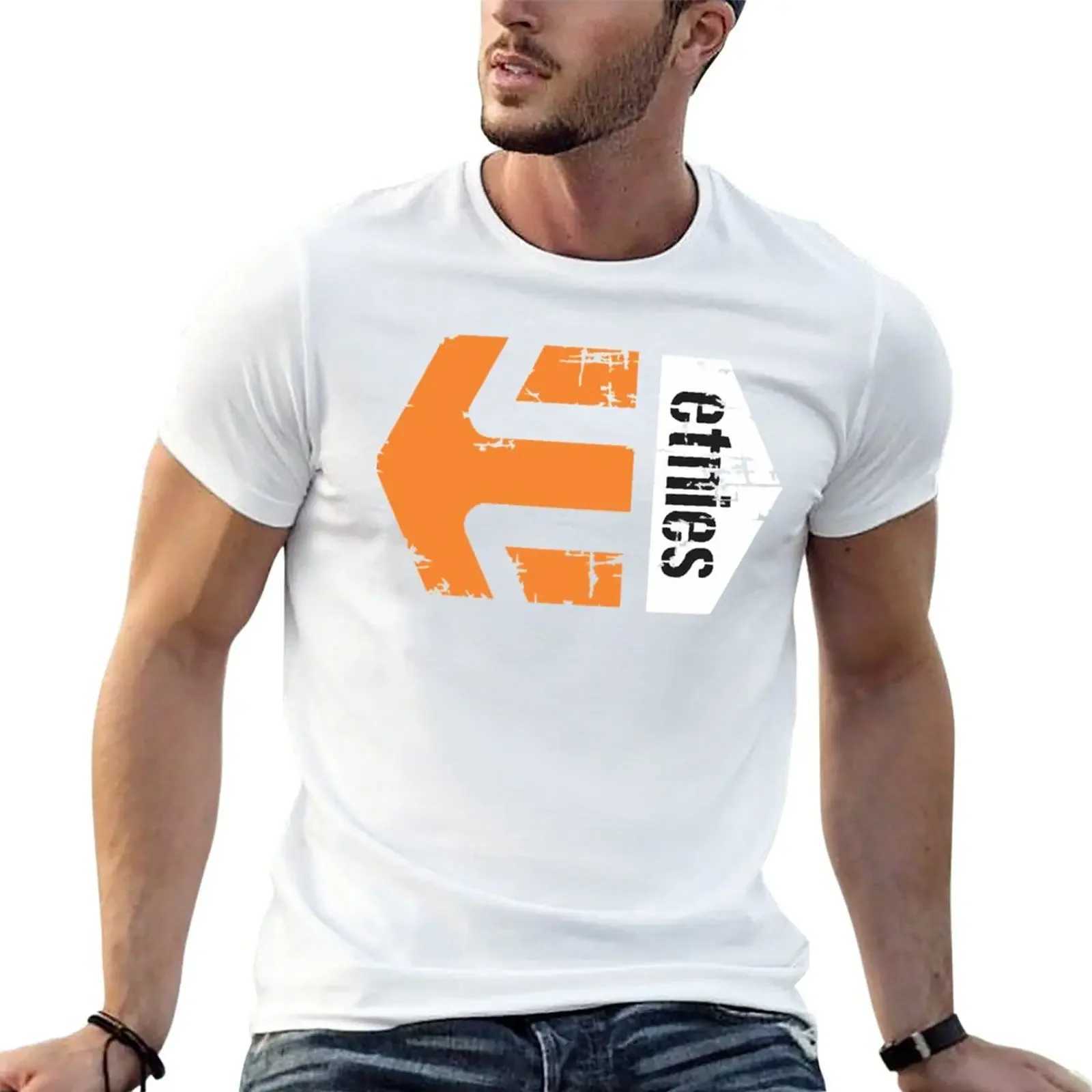 T-shirts for men anime clothing mens t-shirts best-selling Etnies orange retro basic t-shirts interesting new sales flat comic style W241223