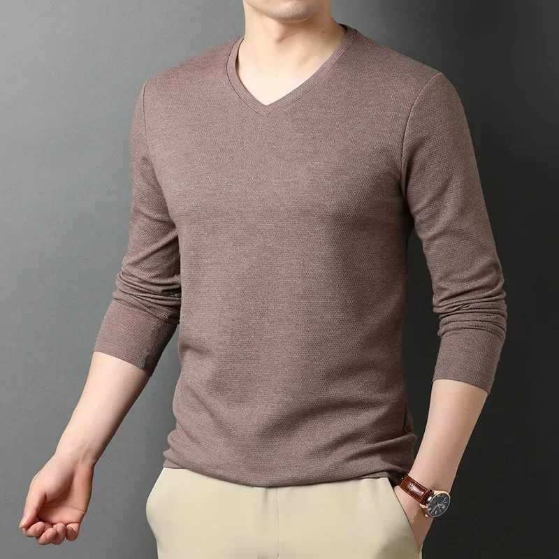 Boreathiman Top Quality New Fashion Brand Solid Color Plain T-shirt V-neck Long Sleeve Mens Cotton Casual Mens Wear W241223