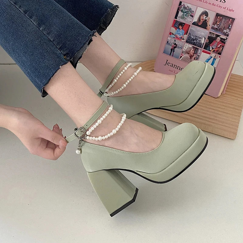 Retro High Heels Mary Jane Womens Shoes Patent Leather Platform Pump Womens Pearl Chain Thick High Heels Womens Shoes 241223