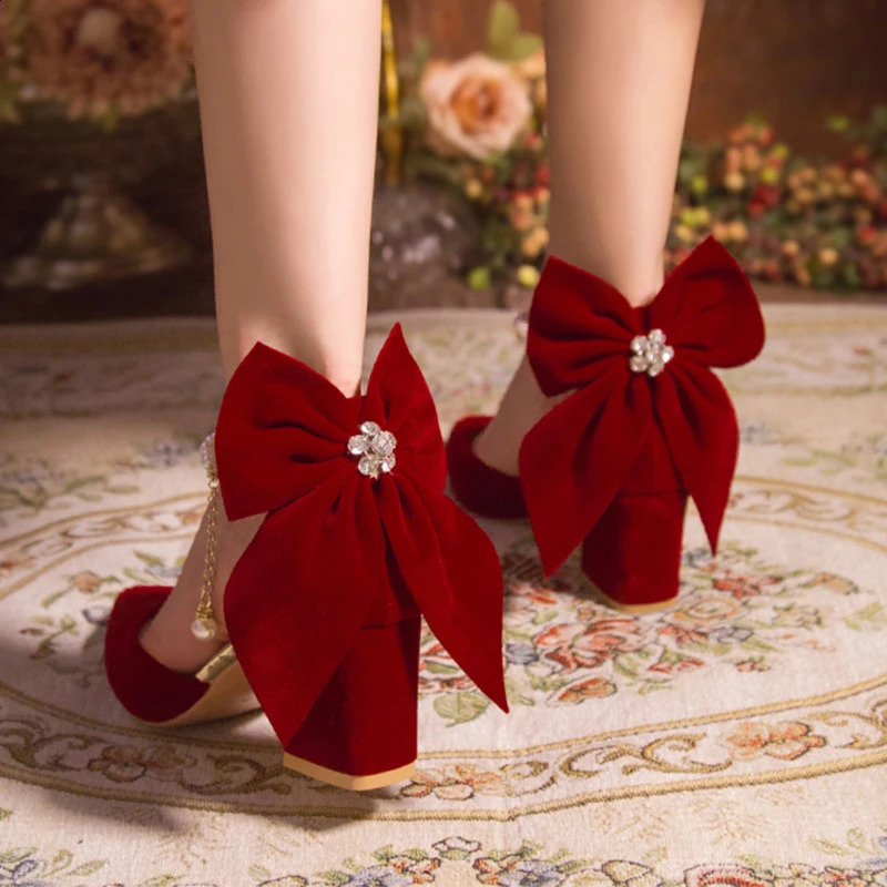 Beautiful big bow womens thick foot pump trend red suede pearl button high heels womens wedding shoes women 34-40 241223