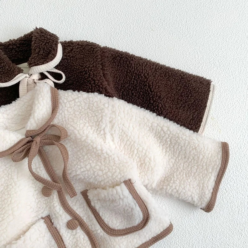 Winter Baby Coat 0-3Years born Boy Girl Lamb Wool Warm Jacket Pocket Velvet Cardigan Outwear Kids Clothes 241223