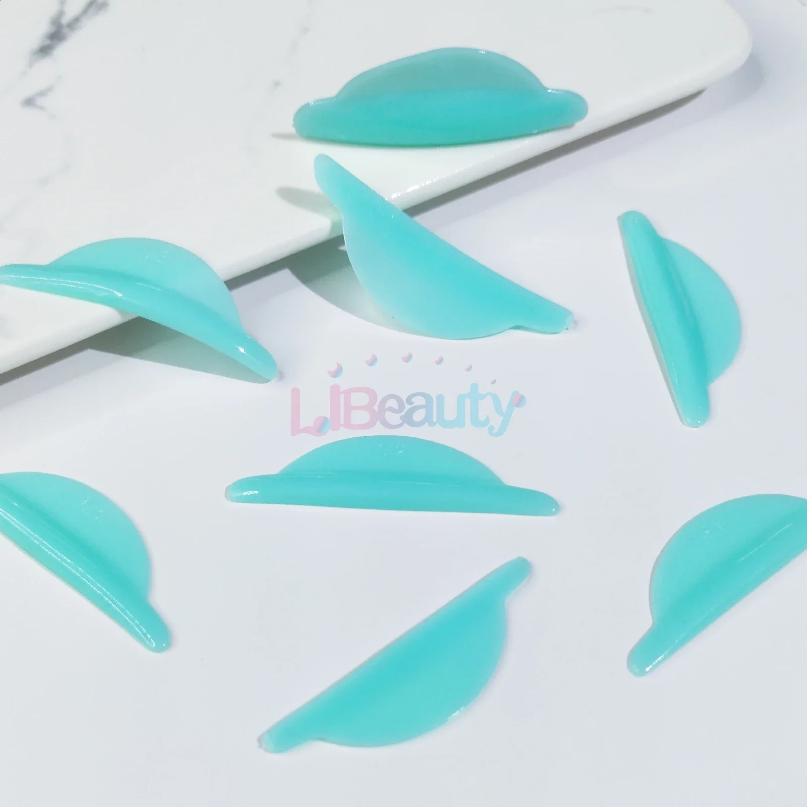 8 Pairs Glue Free Silicone Eyelash Pads Sticky Lashes Rods Shield Eyelash Curler Lash Curler ing Makeup Tools 241223