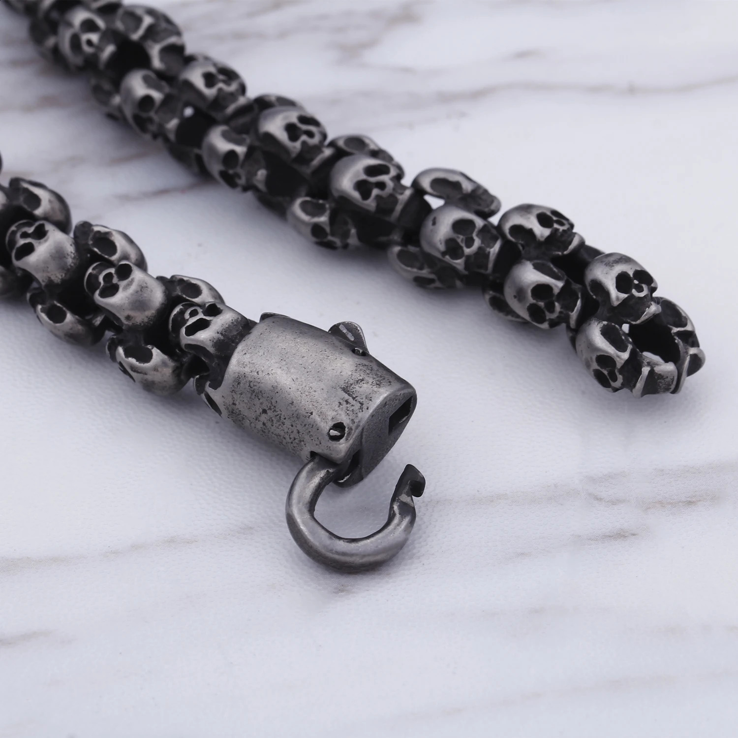 Punk Rock Skull Head Link Chain Necklace for Men Stainless Steel Mens Necklaces Skull Charm Link Chains Choker Gothic Jewelry241224