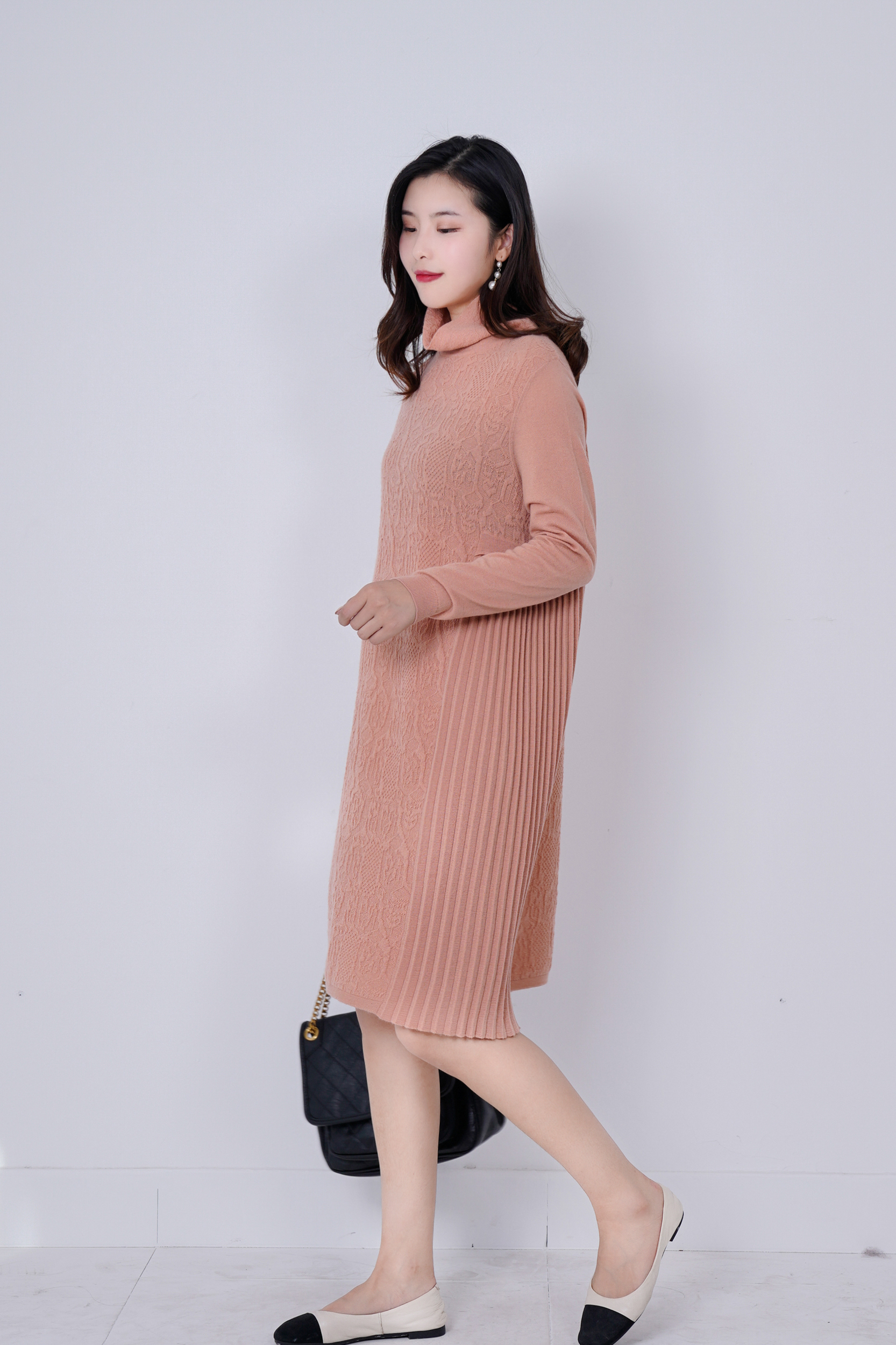 Women's Slim Fit Wool Sweater - Stylish Autumn & Winter Interior Top with High-End Feel