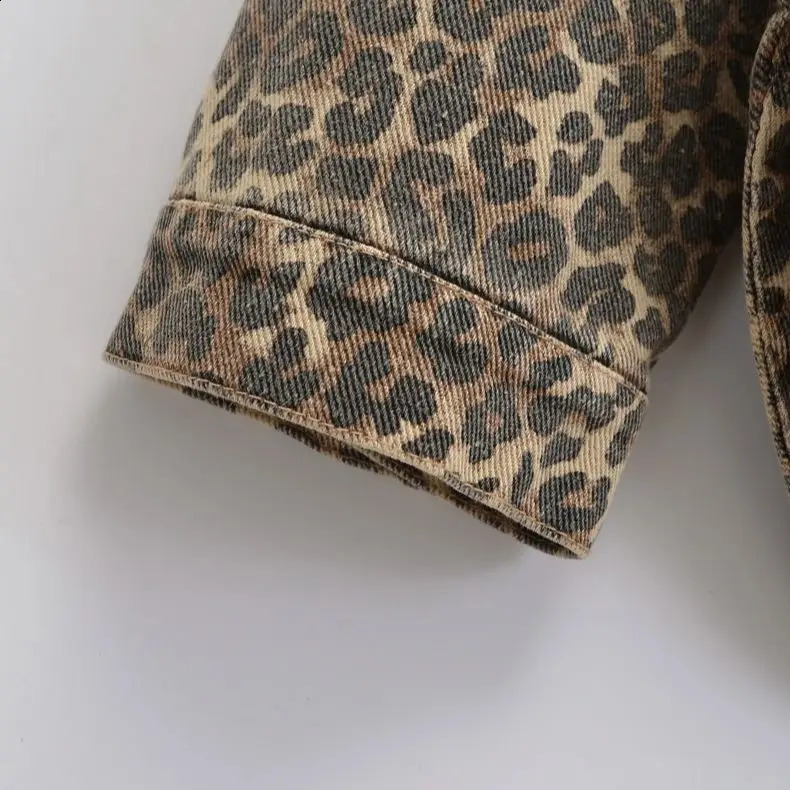 KAOPU ZA Womens Notched Collar Leopard Print Shirt Jacket Long Sleeve Casual Denim Vintage Fall Fashionable Jacket 241223