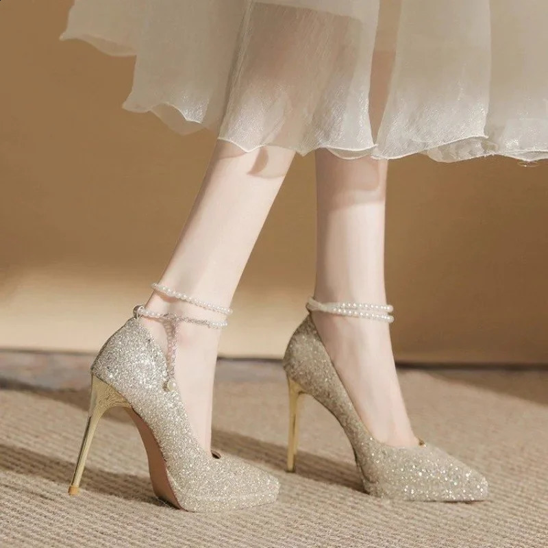 Womens Wedding Crystal Glitter Pump Womens Party Sparkling High Heels Womens High Heels Pearl Chain Shoes 241223