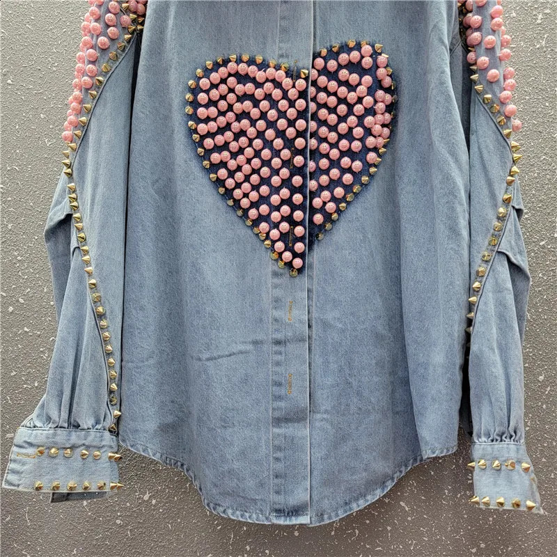 Spring Women Blue Denim Shirt Jacket Rivet Pearl Beaded Heart Pattern Casual Loose Long Sleeve Jeans Jackets Female Streetwear 241223