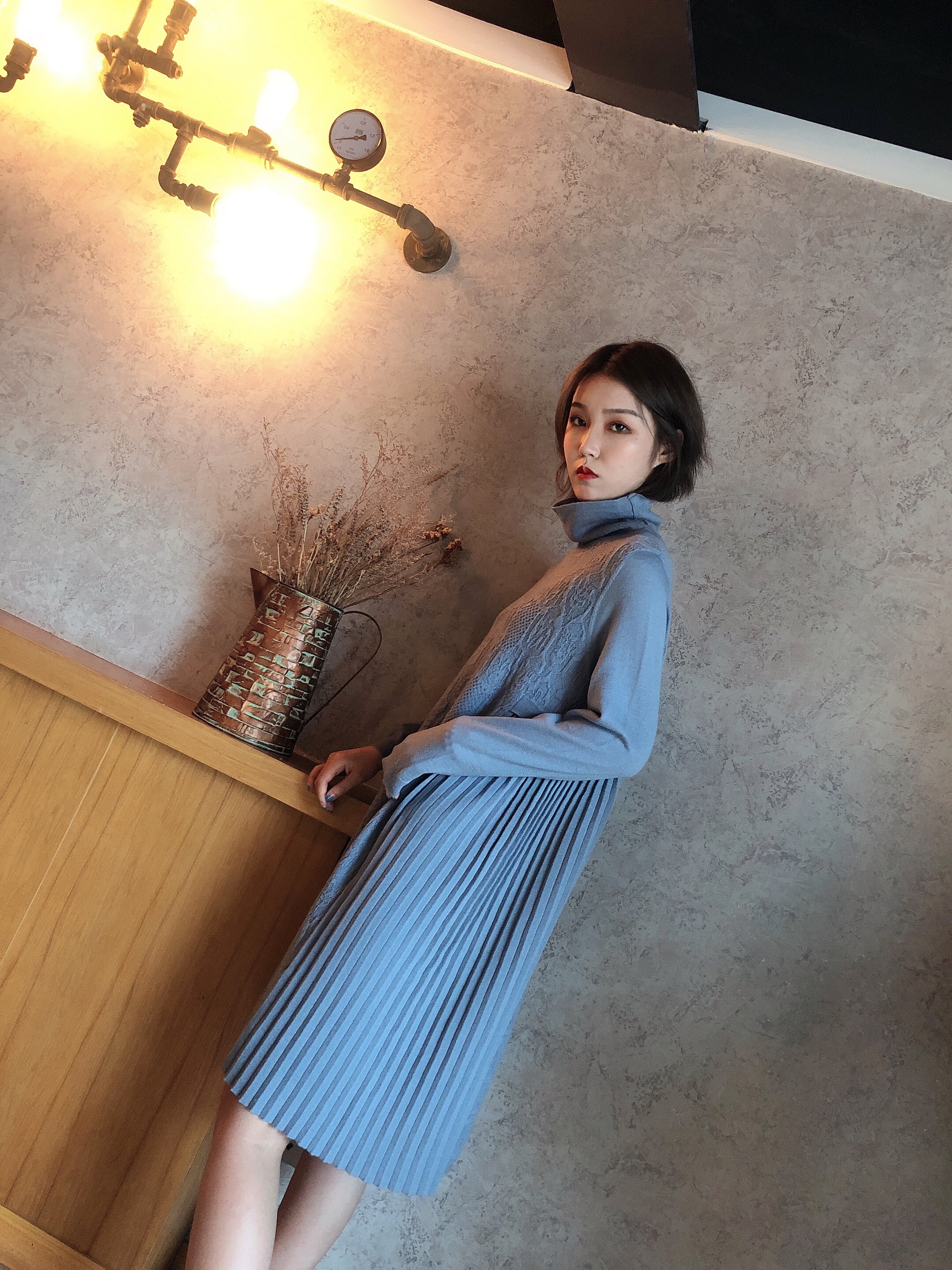 Women's Slim Fit Wool Sweater - Stylish Autumn & Winter Interior Top with High-End Feel