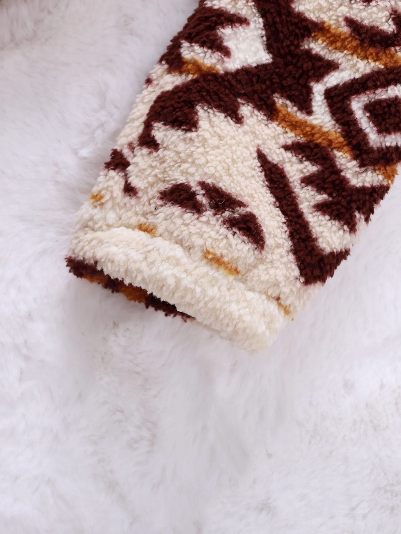 Autumn And Winter Male Baby Personality Stand Collar Long Sleeve Fur Coat Geometric Printed Zipper Opening To Match The Outside 241223