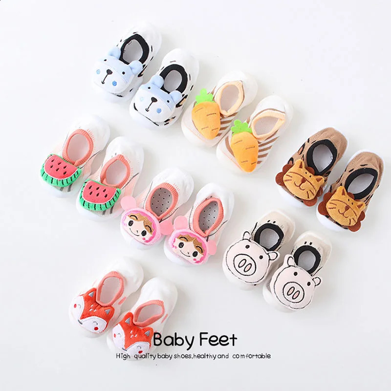 Baby Socks with rubber soles Floor Non-slip Cotton Cartoon Doll socks with bells Baby Girls Boys Soft Cute Boots baby shoes 241223