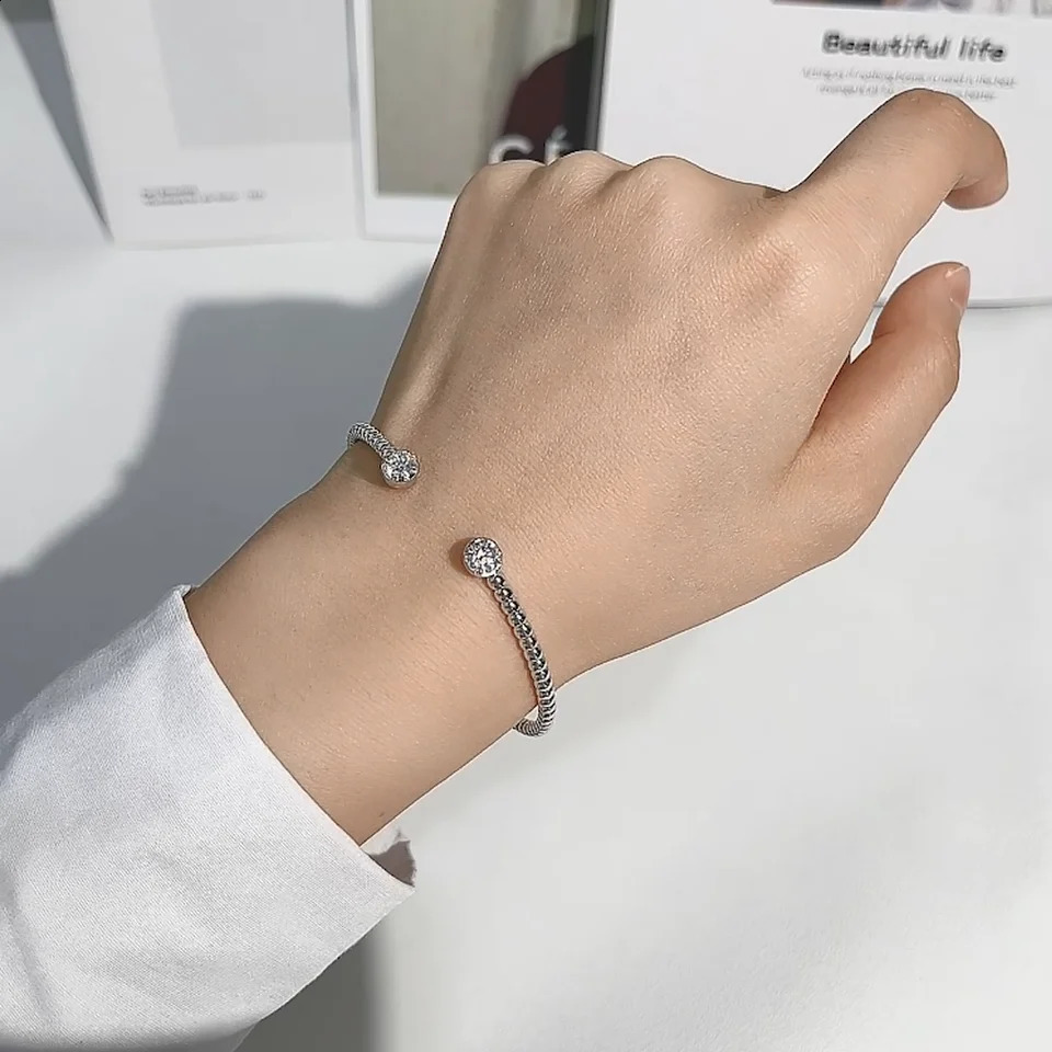 Anziw Solid Bangle Real 925 Silver 5mm 1ctw. D Color Bezel Round Bracelet for Women Open Bangle Cuff Gift GRA Jewelry241224