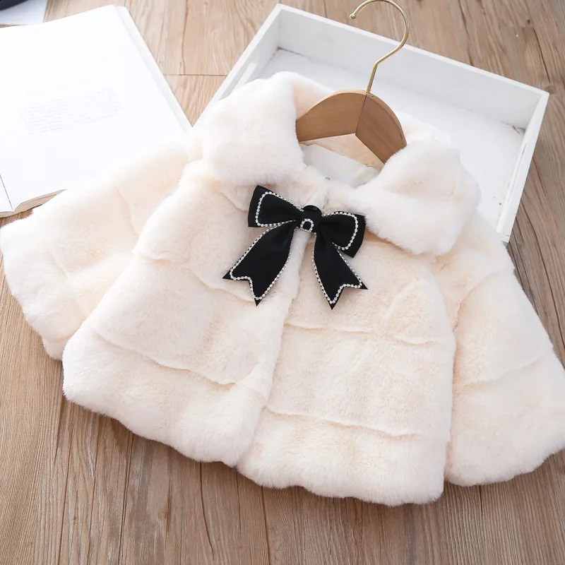 Fall winter baby clothes coats for girls infant outfits bow faux fur jacket outerwear 1 year babys birthday cloak shawl coats 241223
