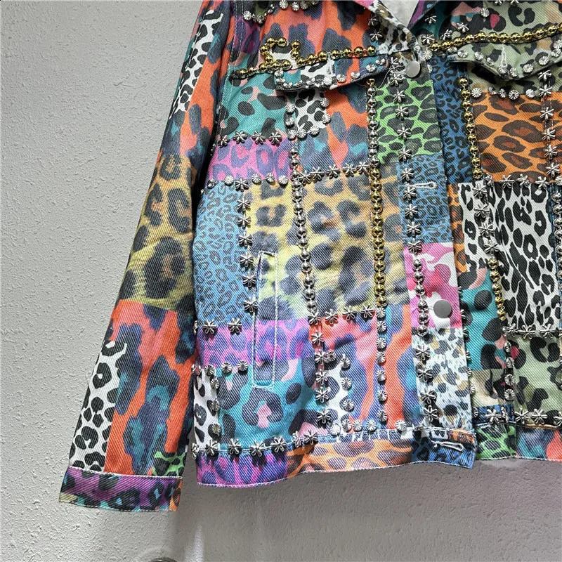 Rivet Beading Leopard Print Big Fur Collar Lambs Wool Denim Jacket Women Outerwear Winter Thick Loose Short Jeans Jacket Female 241223