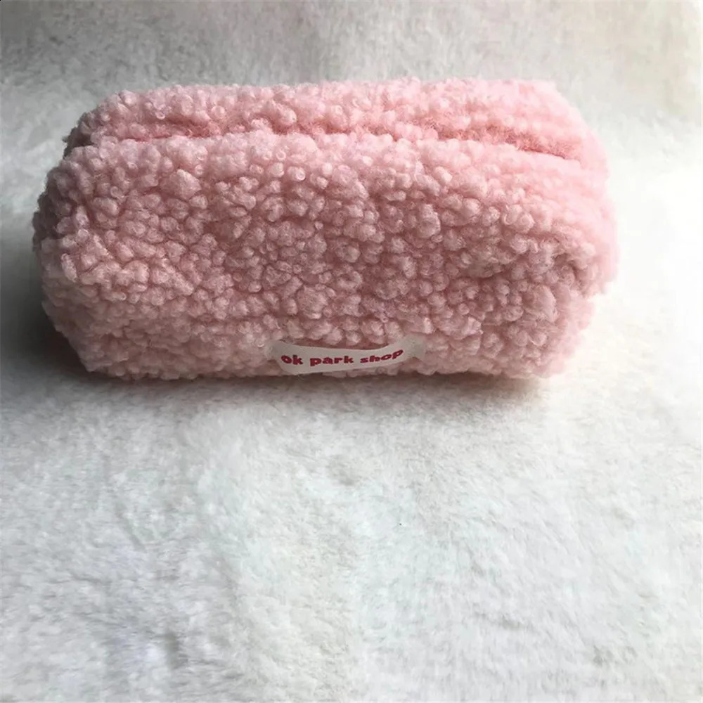 Plush Cosmetic Bag Women Girl Large Capacity Cute Stationery Travel Makeup Organizer Females Toiletry Storage Pouch 241213