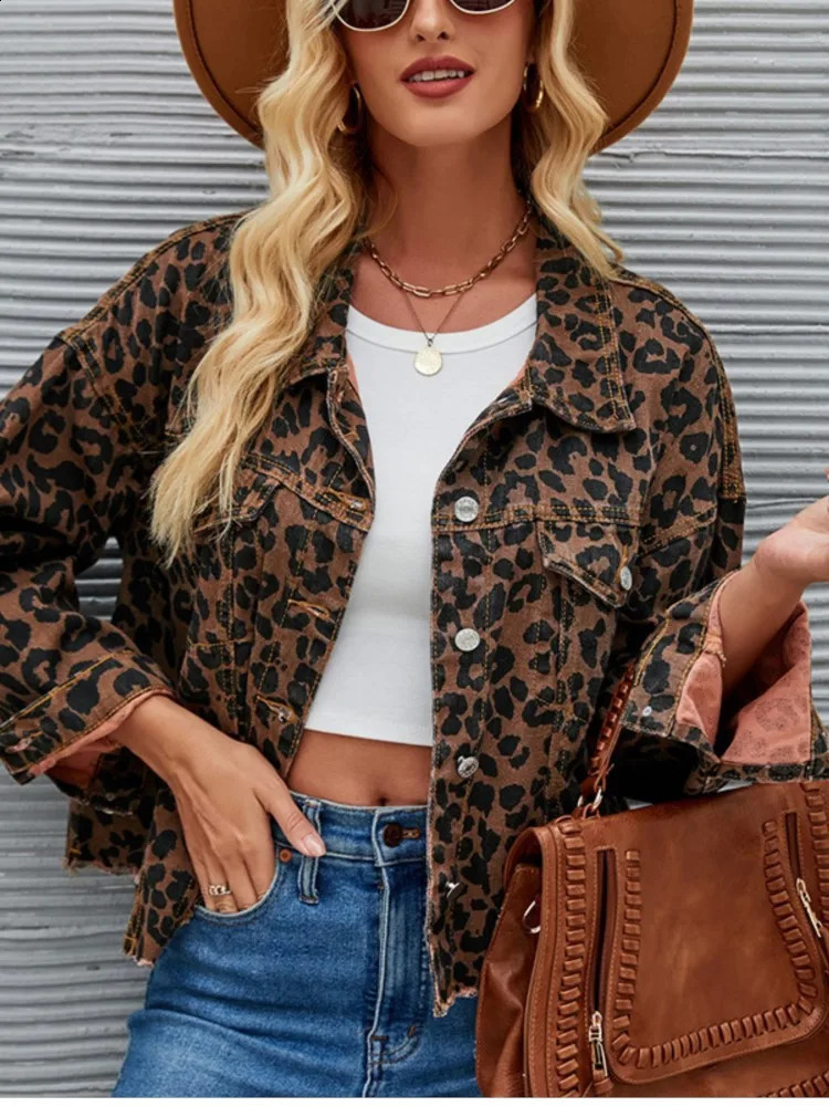 Trend Leopard Print Denim Coat Women Autumn Winter Fashion Casual Commuting Lapel Long Sleeve Short Jacket Female Streetwear 241223