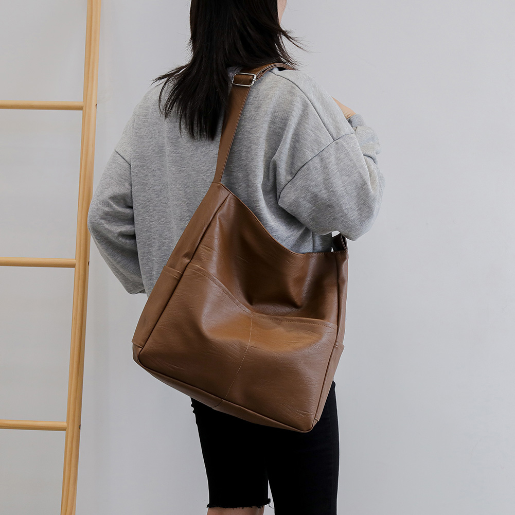 Large Capacity Tote Bag Women's New Trendy Shoulder Bag Simple and Versatile Commuter Bag Fashion Trendy Student Commute Bag