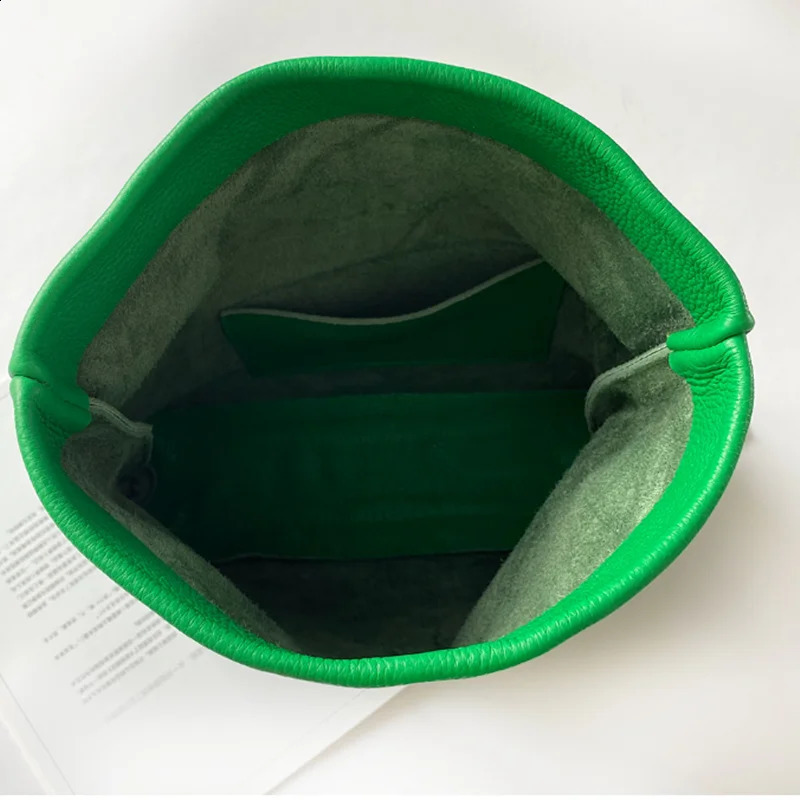 Green Genuine Leather Crimping Handbags Clutch Bag Evening Phone Pocket Womens High Quality 241224
