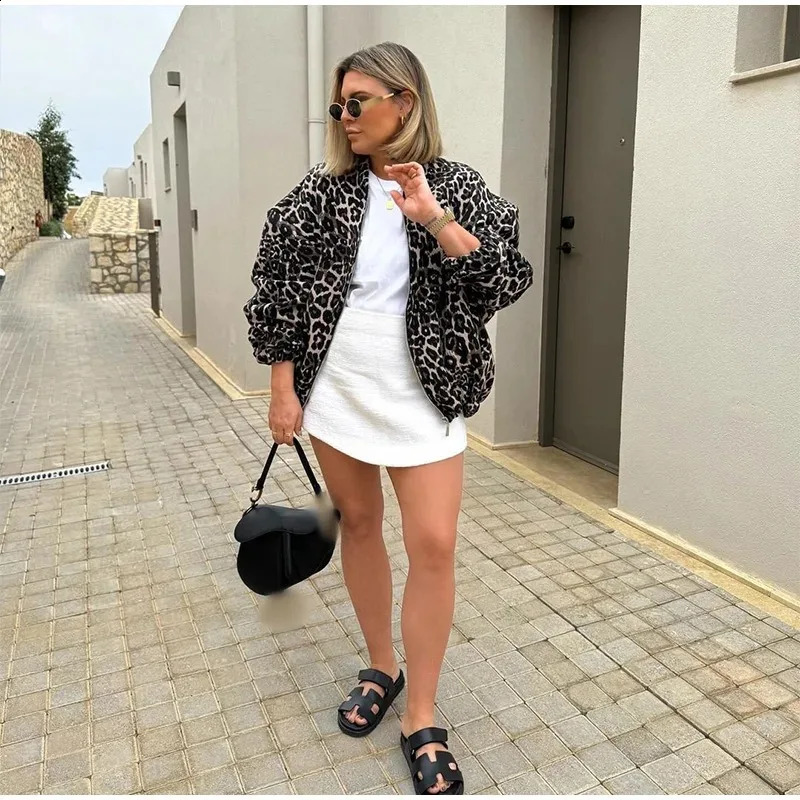 Womens Leopard Print Printed Jacket 241223