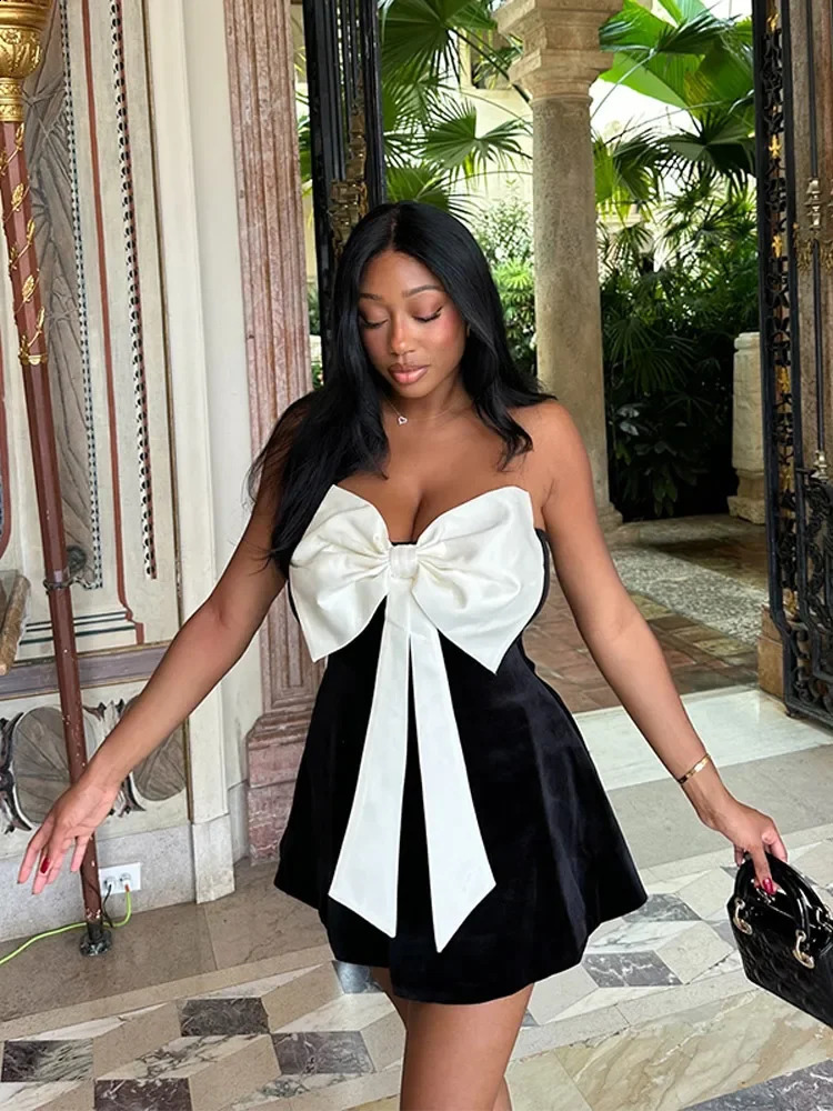 Black and white bow A-line mini strapless short skirt for women fashionable backless high waisted chic dress street evening dress 241223