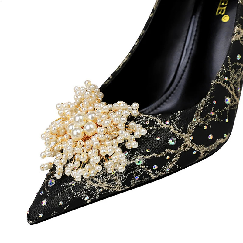 BIGTREE Shoes Pearl Flower Womens Pump Rhinestone High Heels Womens Fine High Heels Large Size Womens Pump 241223