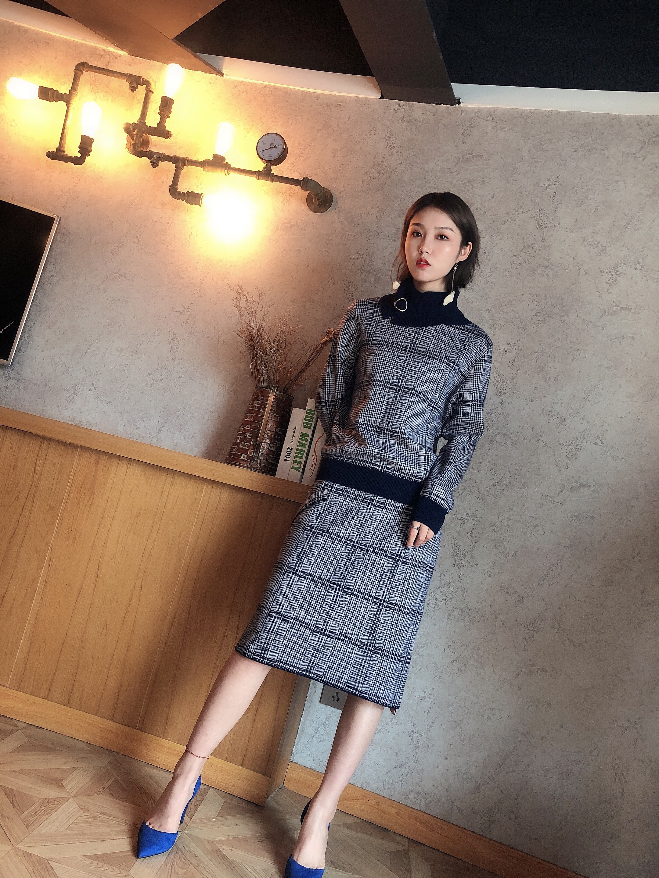 High-End Women's Wool Sweater - Fashionable Bottom Top for Fall & Winter