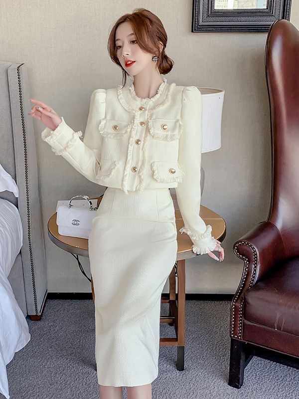 High Quality Female Elegant Suits New Fall Winter Tassel Tweed 2 Piece Set Women Outfits Crop Top+Bodycon Midi Skirt Suit