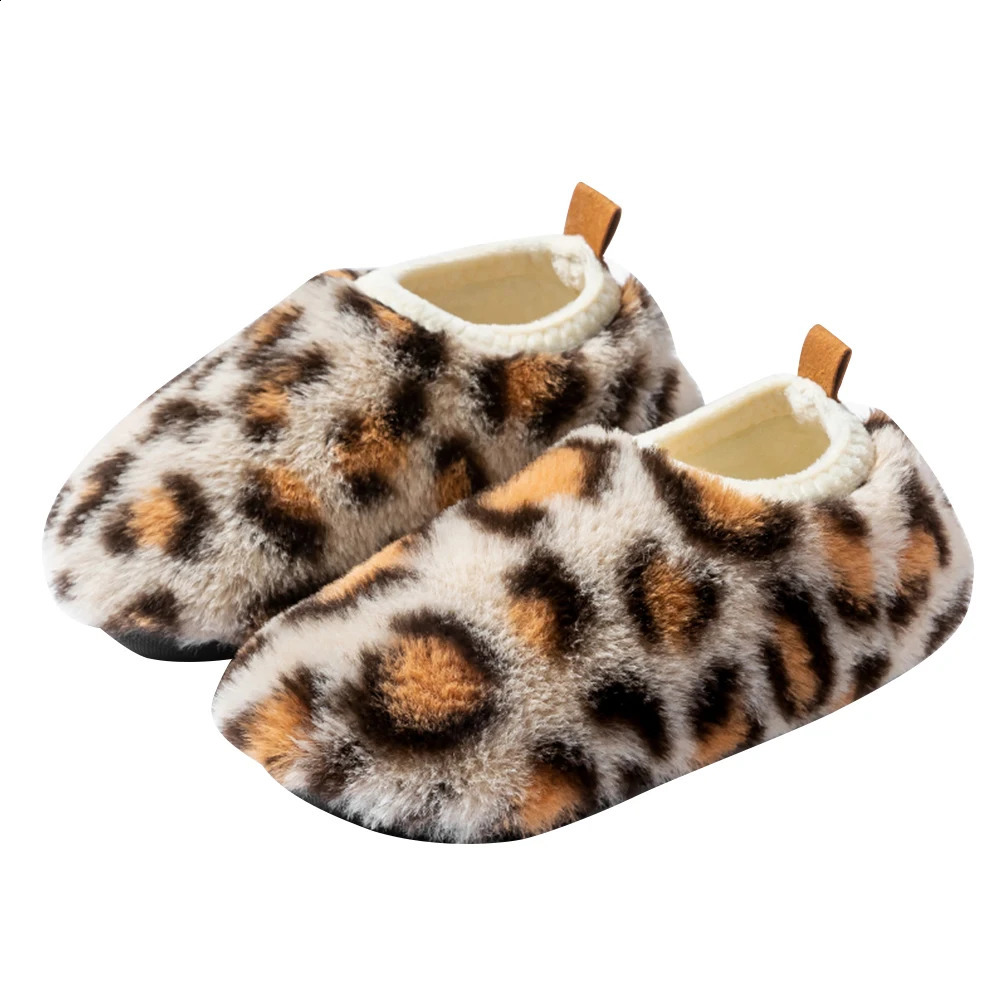 Kids Plush House Shoes Fluffy Home Slippers Non Slip Fuzzy Socks Slippers Soft Thermal Indoor Slippers for Kids Boys Girls 241223