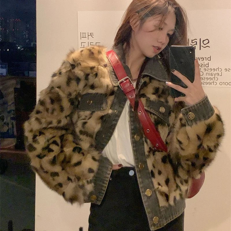 Women Leopard Printed Faux Fox Fur Spliced Denim Coat Winter Retro Patchwork Mink Fur Jeans Jacket Furry Outwear Tops 241223