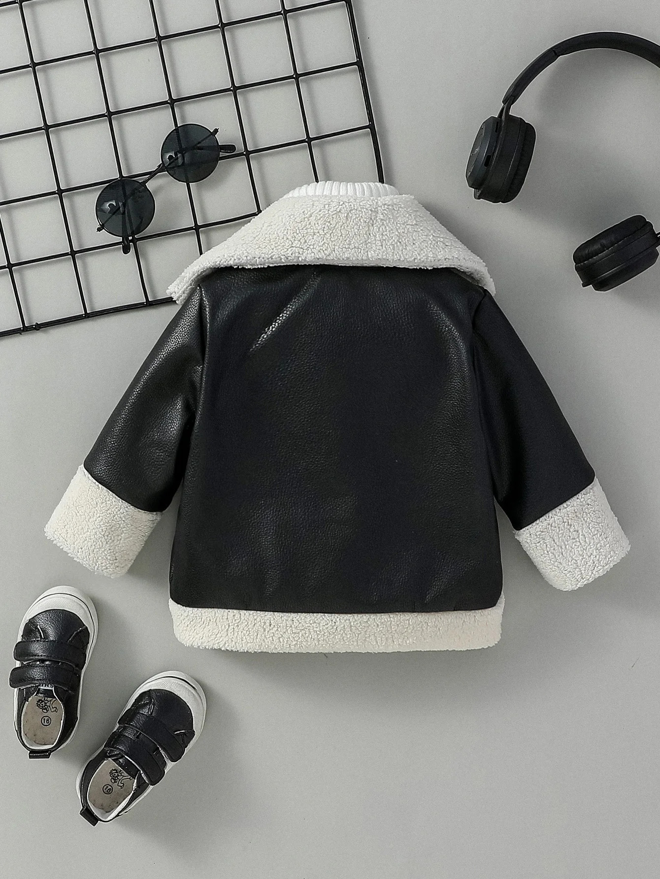 Baby Boys Black Leather Coats Winter Fashion Turn-down Collar Jackets Thick Warm Outerwear Children Clothes For 3M-3Y 241223