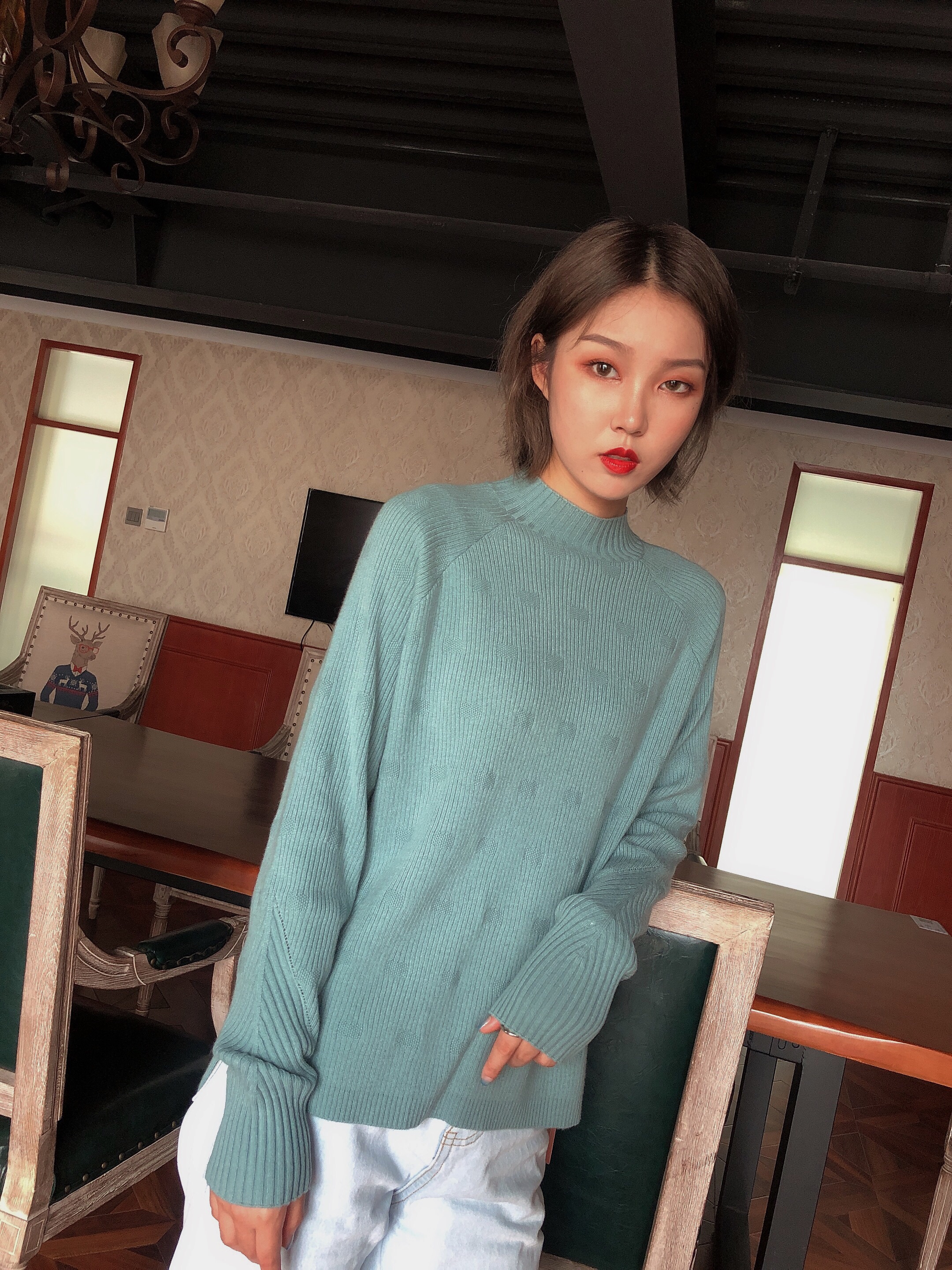Fashionable Women's Wool Sweater for Fall and Winter - Sleek Design, Slim Fit