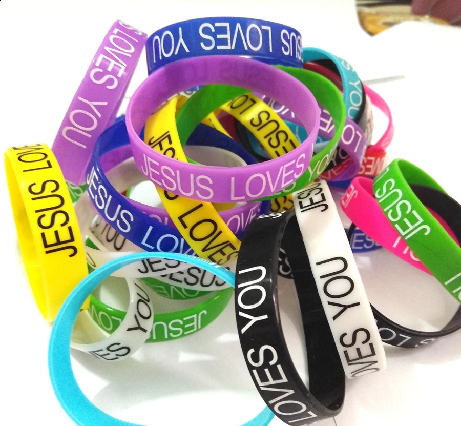 50pcs JESUS silicone Bracelets JESUS LOVES YOU rubber Wristbands Men Women Religious Cuff Children Jesus Jewelry Wholesale 241224