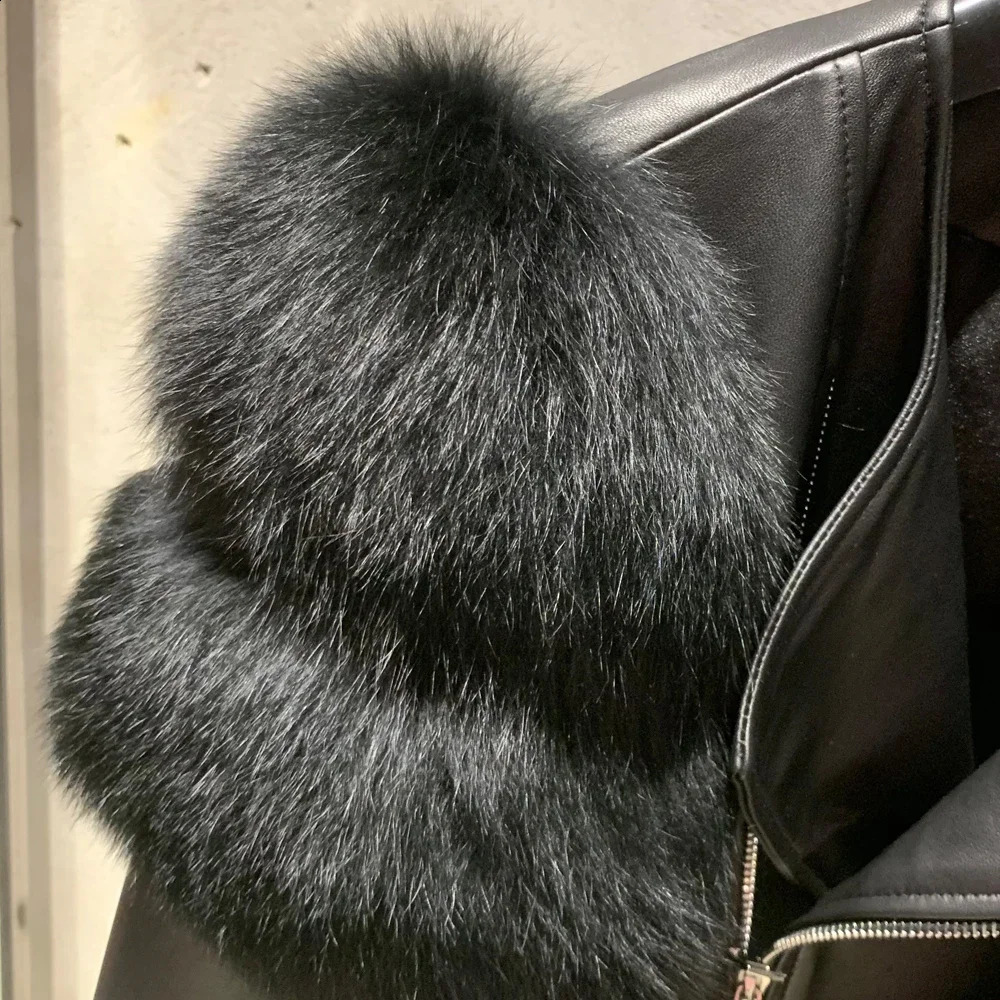 Leather Jacket Factory Ladies Short Leather Jacket Real Fox Fur Sleeve Coat Women Autumn 21001 241223