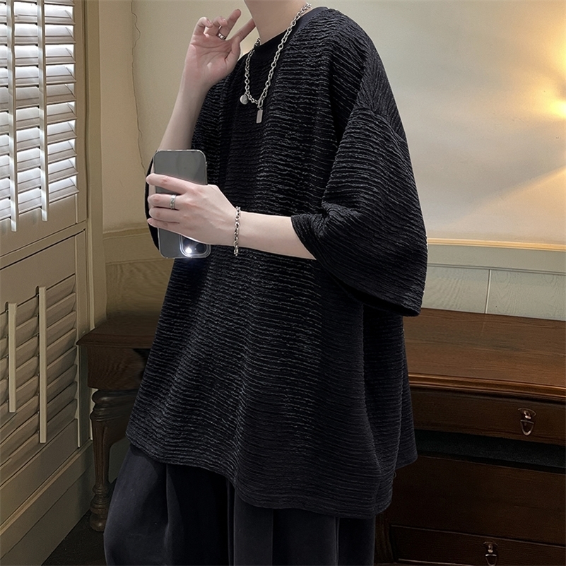 Summer Striped Texture T Shirt Men Korean Style Short Sleeve Loose Fashion Casual Easy-care Tshirt Oversized Tops WhiteBlack 241223