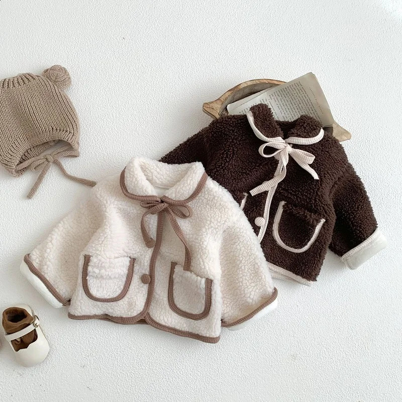 Winter Baby Coat 0-3Years born Boy Girl Lamb Wool Warm Jacket Pocket Velvet Cardigan Outwear Kids Clothes 241223