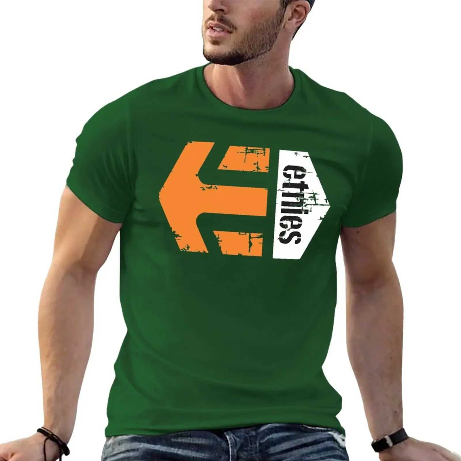 T-shirts for men anime clothing mens t-shirts best-selling Etnies orange retro basic t-shirts interesting new sales flat comic style W241223