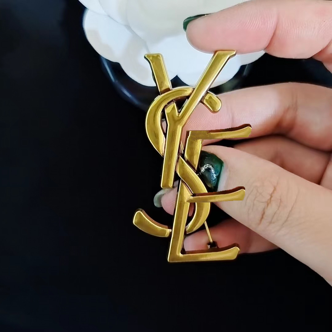 Designer Brooch Luxury Gold Pin Brooches Fashion Women Jewelry Accessories Diamond Brooch Wedding Party Gift