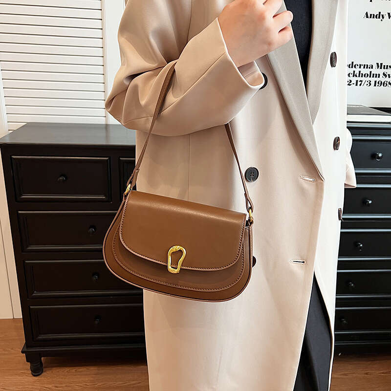 Women's Bags Handbag Popular Handbag Autumn And Winter New Fashion Niche Design Armpit Simple Single Shoulder Diagonal Cross Women's Bag