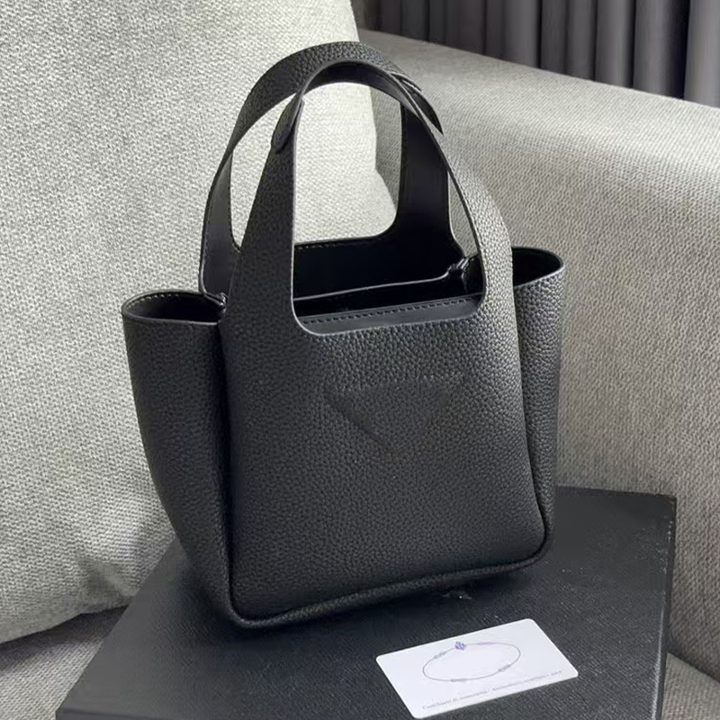 Womens Handbags Mini Totes Solid Color with Chain Shoulder Crossbody Bags Soft Leather Handle High Quality Hobo Bucket Bags Purple