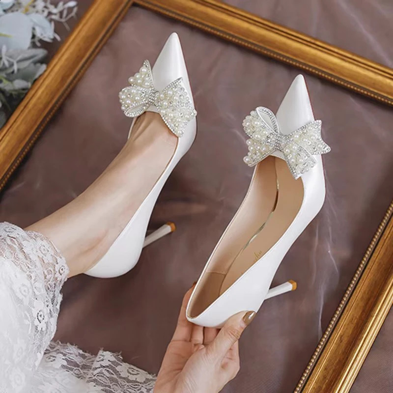 Pearl Butterfly Wedding Gift Pump Womens Sexy High Heels Party Shoes Womens Silk Dot Toe Diamond Pump Women 241223