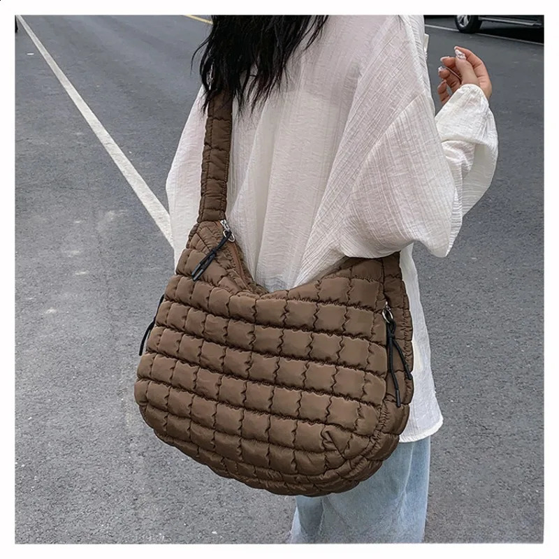 Larger Capacity Puffer Tote Bag Casual Shopping Bag Elegant Purple Soft Nylon Padded Shoulder Bags Simple Trend Women Handbag 241223