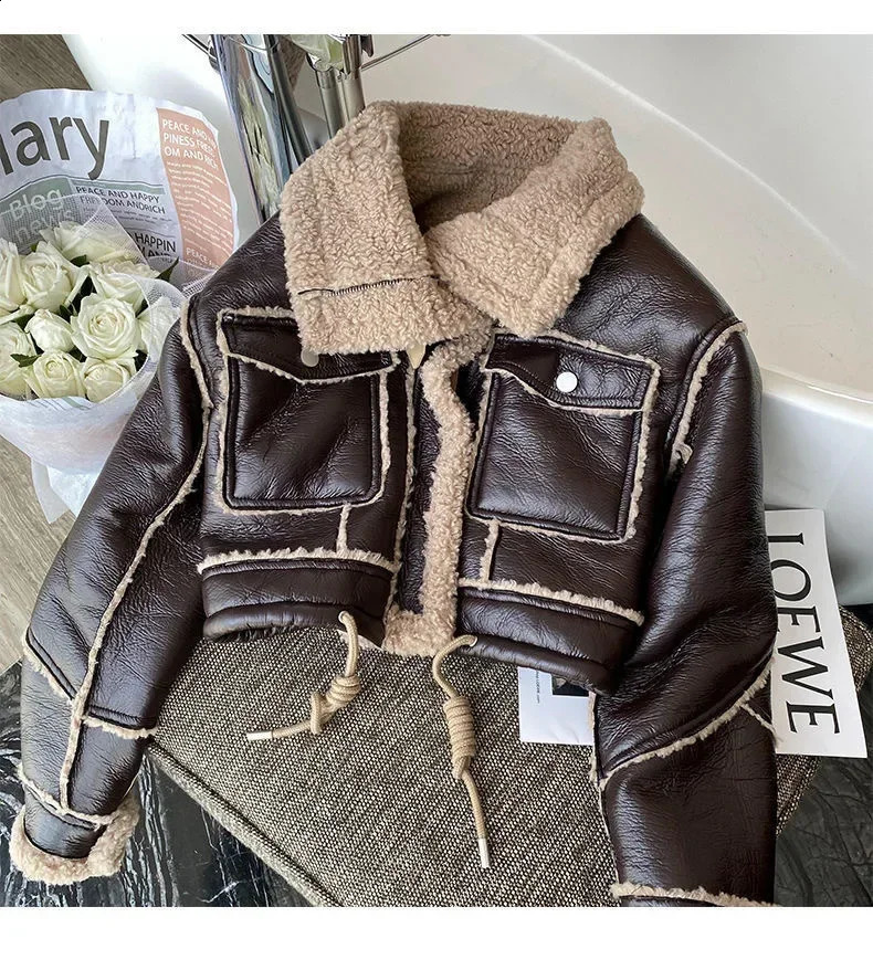 Boys and Girls Winter PU Leather Lamb Wool Jacket Korean Motorcycle Thick Standing Collar Short Fur Coat 241223