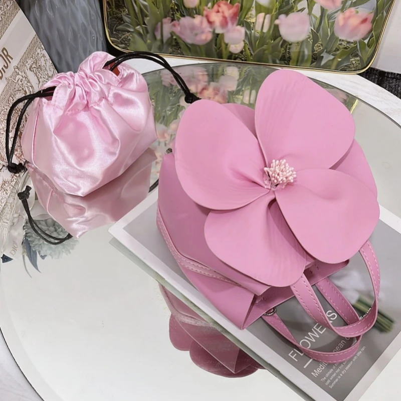 Spring Arrivals Creative Flower Shaped Tote Bag Pleated PU Leather Womens Handabg Female Party Wedding Evening Clutch 241223