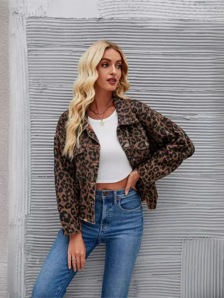 Trend Leopard Print Denim Coat Women Autumn Winter Fashion Casual Commuting Lapel Long Sleeve Short Jacket Female Streetwear 241223