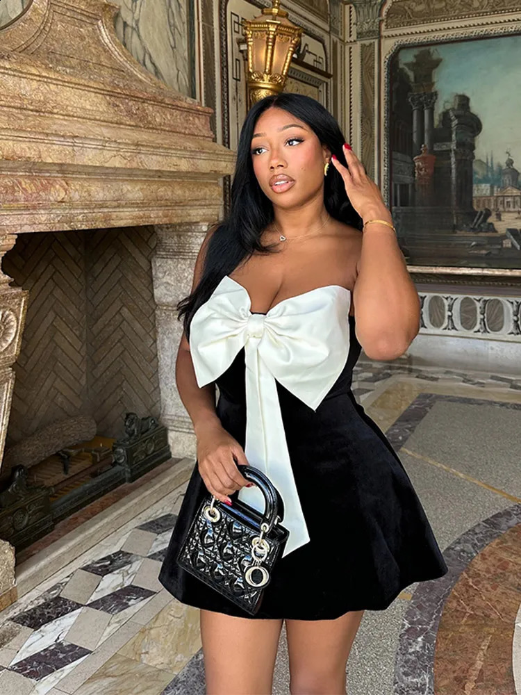 Black and white bow A-line mini strapless short skirt for women fashionable backless high waisted chic dress street evening dress 241223