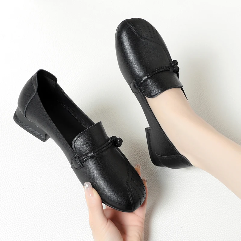 Elegant AIYUQI Women's Autumnal Leather Shoes with Non-Skid Sole & Optimal Comfort